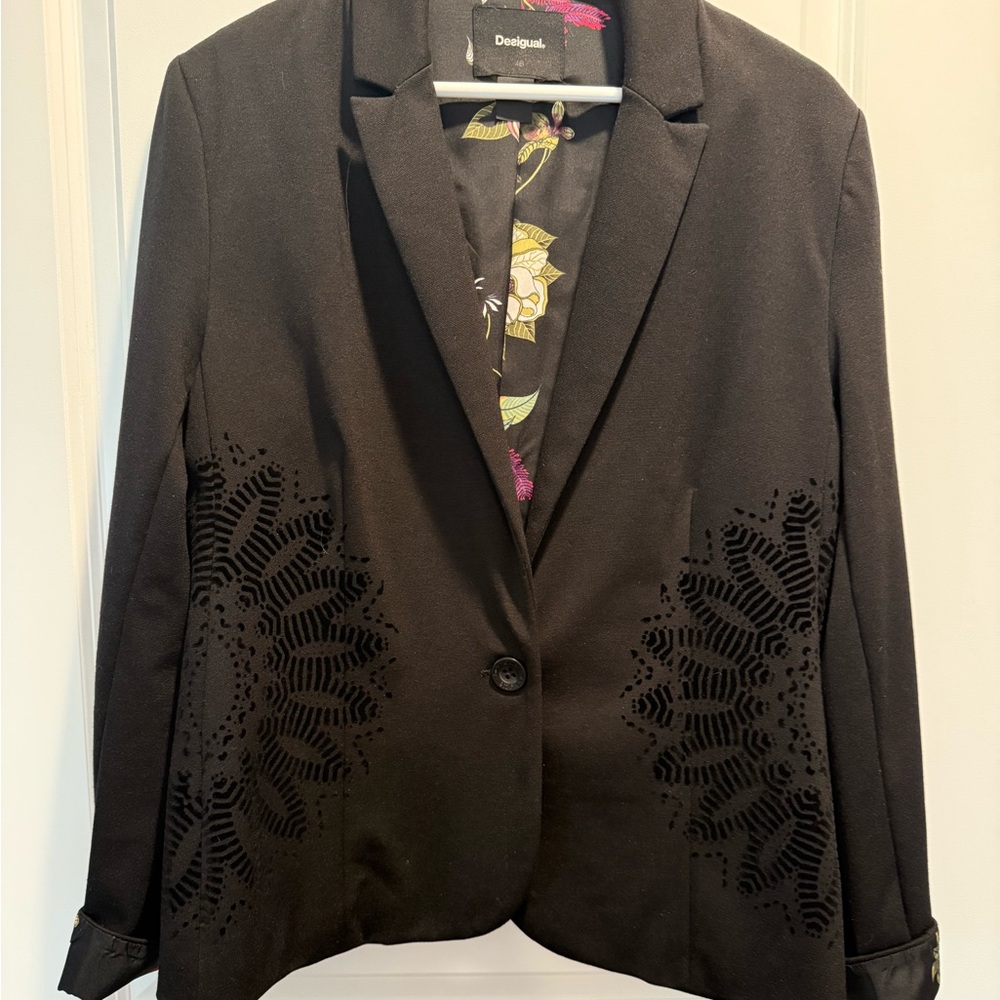 Desigual Women's Black Blazer with Intricate Patterns